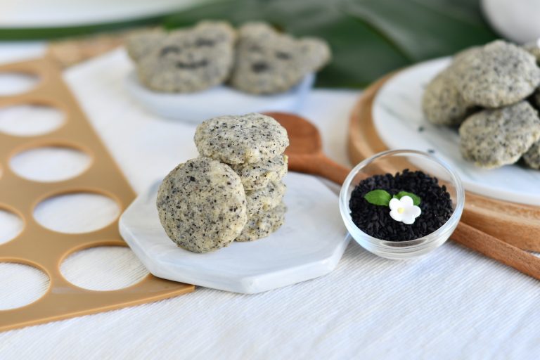 Black Sesame Pebble Cookies