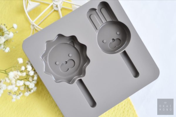 Okaimono Ice Popsicle Mould - Lion & Rabbit